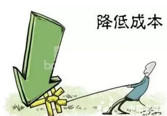 猪价略有走低，如何做到在猪价的最低谷不亏钱？