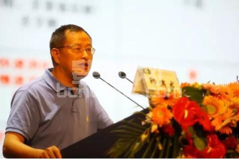 印遇龙院士：《动物碳水化合物营养研究与应用》