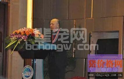 范明哲：碱性磷酸酶对维护单胃食物动物肠道健康的保护作用